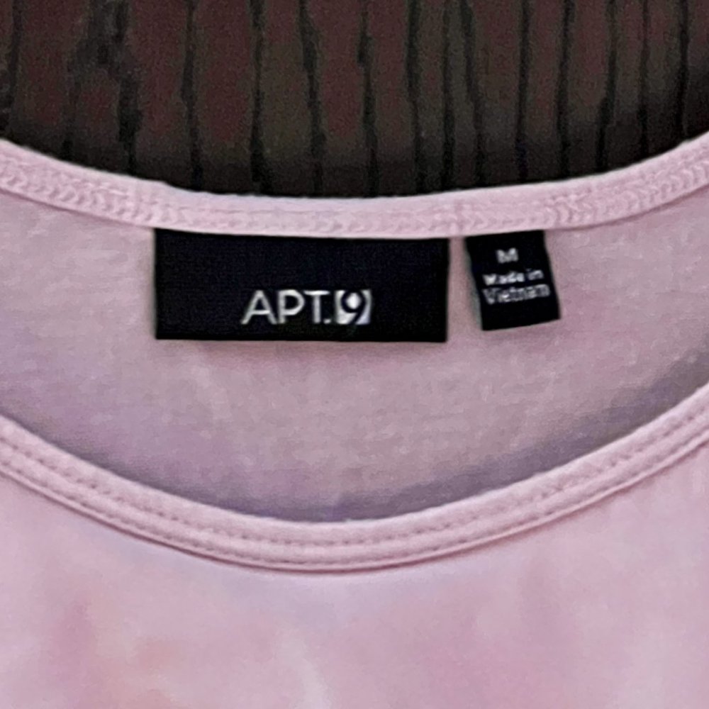 APT. 9 Purple Gradient Ruffle Tank Top - Picture 3 of 5